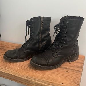 STEVE MADDEN Leather Combat Boots